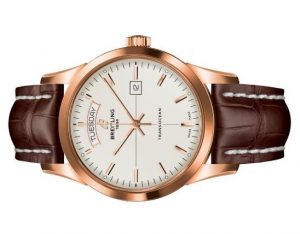 The 18k red gold fake watch is designed for men.